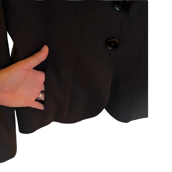 ESCADA Black Blazer Jacket Single Breasted Wool Career Slim Tailored 34 EUC - Picture 3 of 7